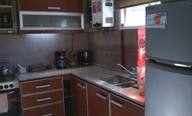 Casa  venta 3 dormitorios 2 baños 1 cochera - Arturo Segui