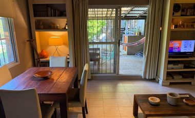 Casa  venta 3 dormitorios 2 baños 1 cochera - Arturo Segui