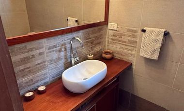 Casa  venta 3 dormitorios 2 baños 1 cochera - Arturo Segui