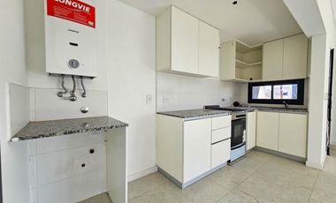 Casa en venta, dos dormitorios y dos baños, Sobre Avenida de Ecotierra, Pueblo Esther.