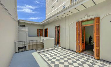 Oficina tipo casona en PA