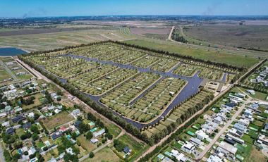 Terreno en  Barrio Cerrado Funes Lakes - Lote 8 Manzana G