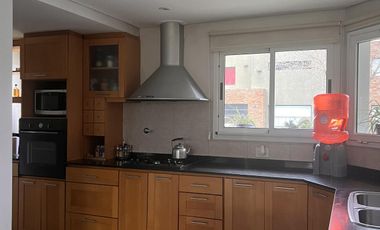 Casa en venta o alquiler en Barrio Privado Santa Ana