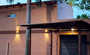 Casa 3 dormitorios, 2 baños, patio, pileta - Lima 2100 - Pueblo Esther