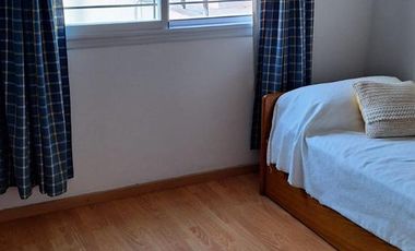 Casa 3 dormitorios, 2 baños, patio, pileta - Lima 2100 - Pueblo Esther