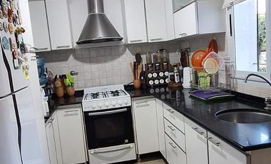 Casa 3 dormitorios, 2 baños, patio, pileta - Lima 2100 - Pueblo Esther