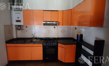 Venta PH de 3 ambientes con patio en Bernal Oeste