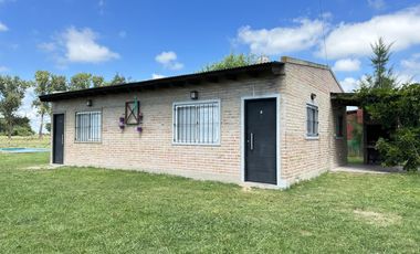 Venta complejo de 2 cabañas en Bahía de los Lobos - Laguna De Lobos