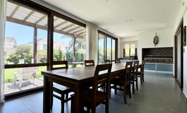 Casa en venta en El Rebenque Canning
