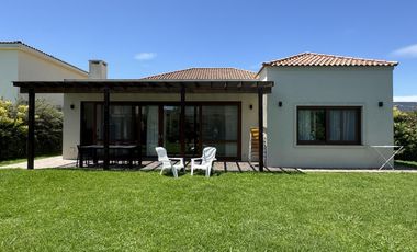 Casa en venta en El Rebenque Canning