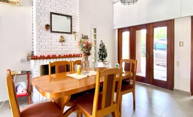 Casa en  funes