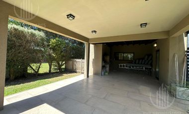 Casa en  La Horqueta - Canning