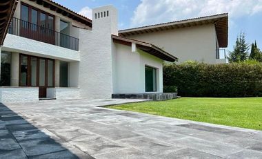 Casa remodelada en esquina