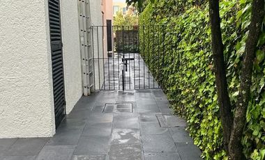 Casa remodelada en esquina