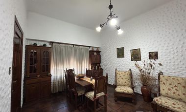 PH independiente en venta con 3 dormitorios y jadin