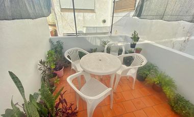 VENTA 2 DEPARTAMENTOS Y LOCAL 6 AMB VALENTIN ALSINA LANÚS OESTE GARAGE PATIO TERRAZA
