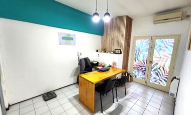 Consultorios / oficinas y departamento en microcentro