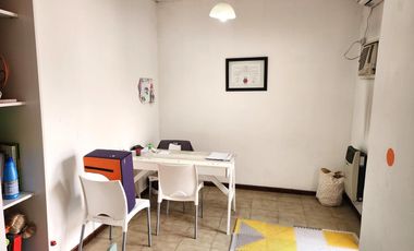 Consultorios / oficinas y departamento en microcentro