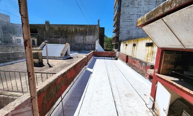 Consultorios / oficinas y departamento en microcentro