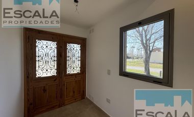 Casa en Puerto Roldan