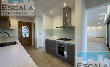 Casa en Puerto Roldan