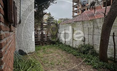 Challet tres ambientes a 100 metros del mar en Mar del Tuyu
