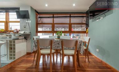 Casa en impecable estado con amplias comodidades