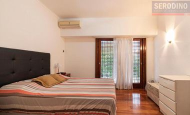 Casa en impecable estado con amplias comodidades