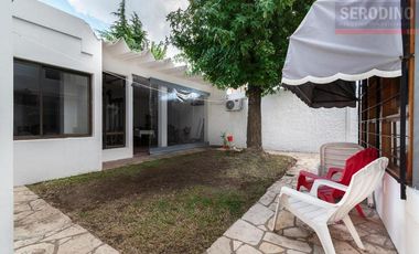 Casa en impecable estado con amplias comodidades