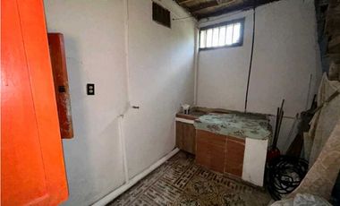 SE vende CASA EN GUACARI, VIA ARMENIA