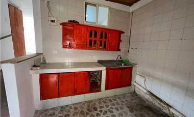 SE vende CASA EN GUACARI, VIA ARMENIA