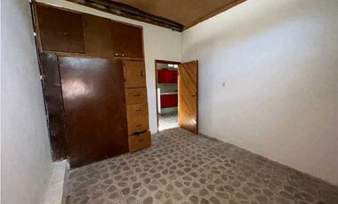 SE vende CASA EN GUACARI, VIA ARMENIA