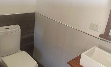 Casa en venta - 3 Dormitorios 2 Baños - Cochera - 160mts2 - San Miguel del Monte