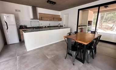 ALQUILER TEMPORAL, CASA, COSTA ESMERALDA, BARRIO SENDEROS IV, LOTE al 200, 5 AMBIENTES