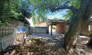 2 Casas en lote de 1000m2, excelente parque!!