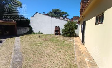 2 Casas en lote de 1000m2, excelente parque!!