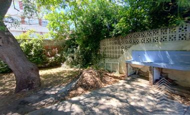 2 Casas en lote de 1000m2, excelente parque!!
