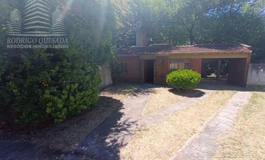2 Casas en lote de 1000m2, excelente parque!!
