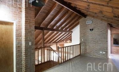 Casa de 5 dormitorios en  venta en Echeverria Del  Lago Canning