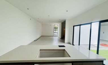 SE VENDE CASA EN Paseo del Campanario, Los Cavazos, Santiago, Nuevo León, 67315, MEX