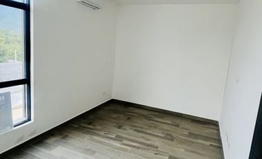SE VENDE CASA EN Paseo del Campanario, Los Cavazos, Santiago, Nuevo León, 67315, MEX