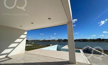 Venta Casa Al Lago - San Sebastián / Área 8