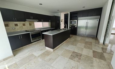 Casa en Renta Lomas de Angelopolis I