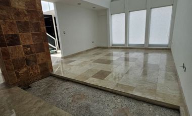 Casa en Renta Lomas de Angelopolis I