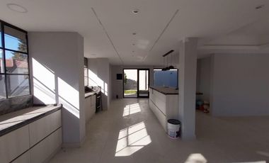 Casa en  Alquiler