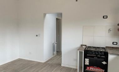 Casa en venta tipo duplex 3 ambientes Pilar - Financiado