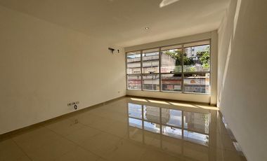 Oficina comercial en alquiler en Wilde Centro