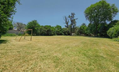 Fracción de 5.600m² ideal para desarrollos inmobiliario en Funes