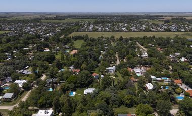 Fracción de 5.600m² ideal para desarrollos inmobiliario en Funes