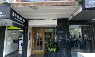 Venta de departamento de 3 ambientes con baulera en Quilmes